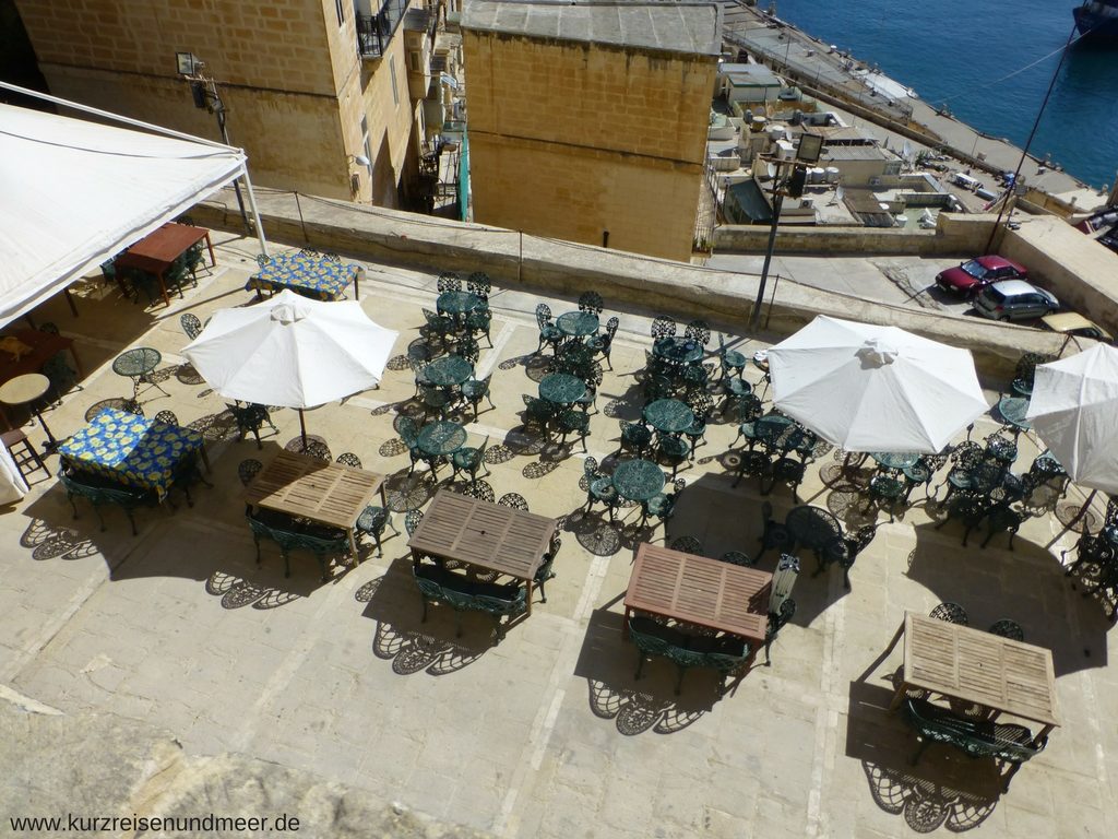 Mein Lieblingscafé in Valletta - das Café Deux Baronnes